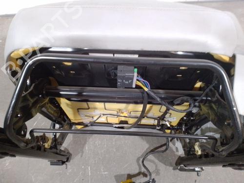 Left front seat PEUGEOT 3008 I MPV (0U_) 1.6 HDi | BP29921156C15