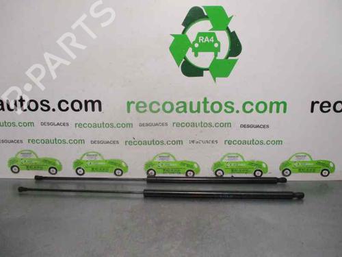 Tailgate lift support SEAT TOLEDO III (5P2) 2.0 TDI 5P5827550