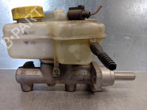 Used Brake master cylinder VW POLO (9N_, 9A_) 1.4 16V (80 hp) 11194843