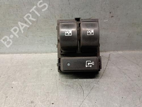Used Left front window switch FIAT DOBLO Cargo (263_) 1.6 D Multijet (263WXD1B, 263WXR1B, 263WXX1B, 263ZXD1B,... (105 hp) 31918145