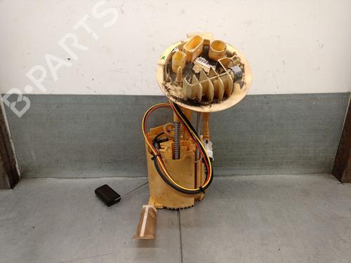 Used Fuel pump Fuel pump LAND ROVER RANGE ROVER EVOQUE (L538) 2.0 D 4x4 (150 hp) 33795438 33795438