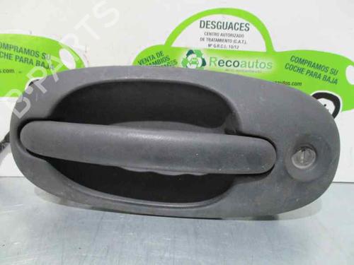 Used Front right exterior door handle CHRYSLER VOYAGER / GRAND VOYAGER III (GS_, NS_) 2.5 TD (116 hp) 2064322