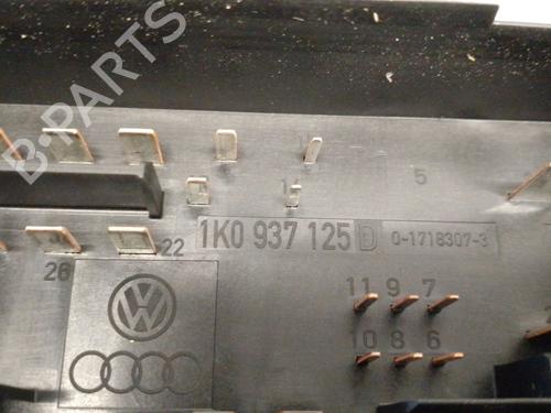 Fuse box VW GOLF VI (5K1) 1.6 TDI | BP29207167E1 