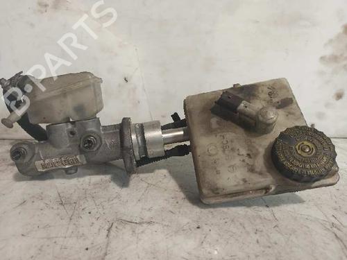 Used Brake master cylinder CITROËN XSARA PICASSO (N68) 1.6 HDi (90 hp) 8134753
