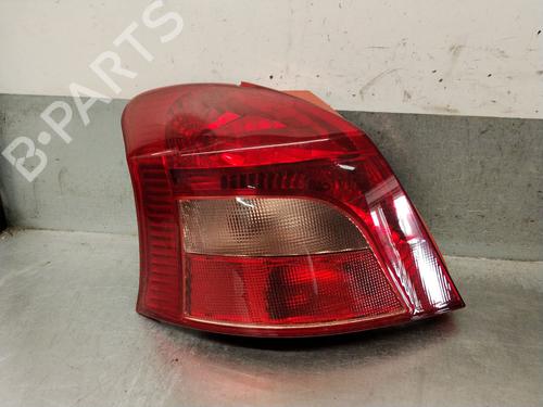 Rückleuchte Links für Rückleuchte Links TOYOTA YARIS (_P9_) 1.4 D-4D (NLP90_, NLP90R) (90 hp) 36596865 36596865