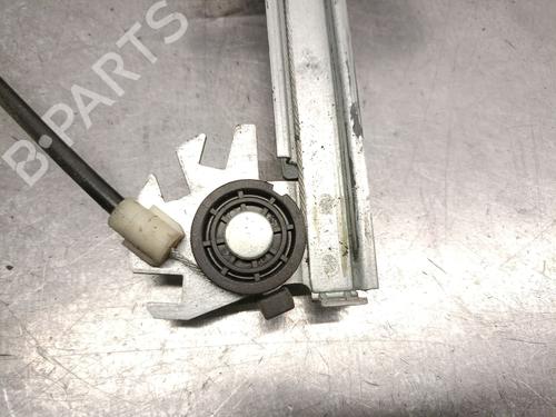 Lève-vitre avant gauche FORD FOCUS I (DAW, DBW) 1.6 16V | BP28216426C22 