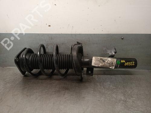Used Right front shock absorber VOLVO V40 Hatchback (525) D2 (120 hp) 26124032