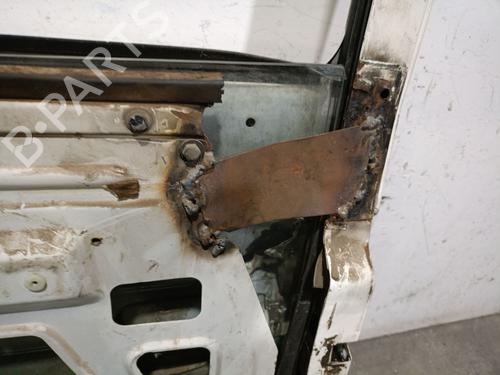 Right front door LAND ROVER DEFENDER Station Wagon (L316) 2.5 TDI 4x4 (L316) | BP20718567C3 