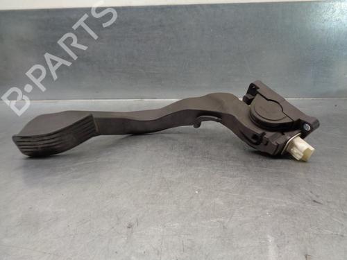 Used Pedal PEUGEOT 1007 (KM_) 1.4 HDi (68 hp) 8601887