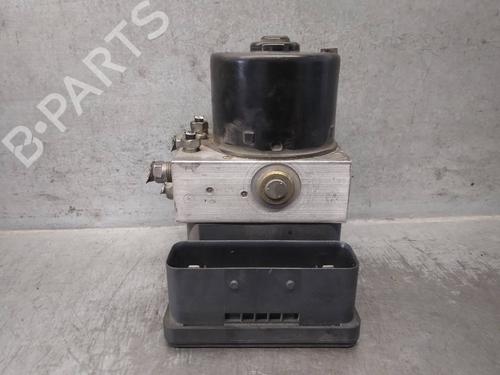 Used ABS pump VOLVO S40 II (544) 2.0 D (136 hp) 17864429