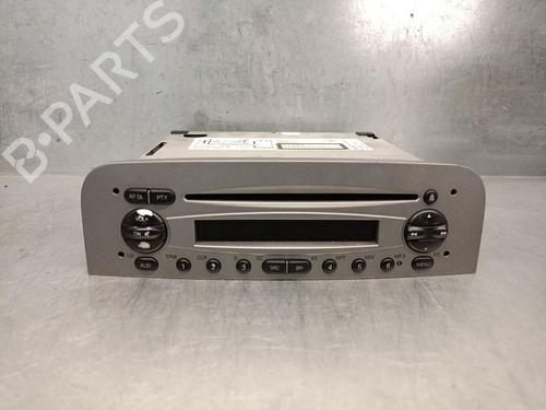 Used Radio ALFA ROMEO 147 (937_) 2.0 16V T.SPARK (937.AXA1, 937.AXC1, 937.BXC1) (150 hp) 23106557