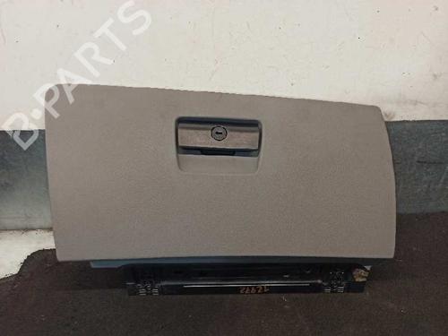 Used Glove box BMW 3 Touring (E91) 320 d (177 hp) 7294868