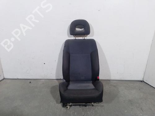 Stol høyre foran MITSUBISHI OUTLANDER I (CU_W) 2.0 4WD (CU2W) (136 hp) 31886377