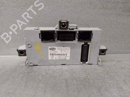 Used Fuse box FIAT STILO (192_) 1.9 D Multijet (100 hp) 16456736