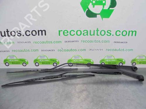 Front windshield wiper arm KIA CARENS II MPV (FJ)  | BP3508937C143 