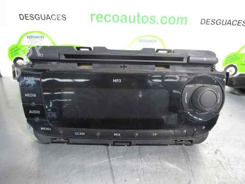 Used Radio SEAT IBIZA IV (6J5, 6P1) 1.2 TDI (75 hp) 2310388
