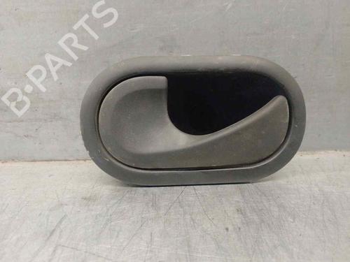 Used Rear left interior door handle RENAULT KANGOO / GRAND KANGOO II (KW0/1_) 1.6 16V (KW03, KW09, KW0D, KW0U, KW0W, KW13) (106 hp) 18081996
