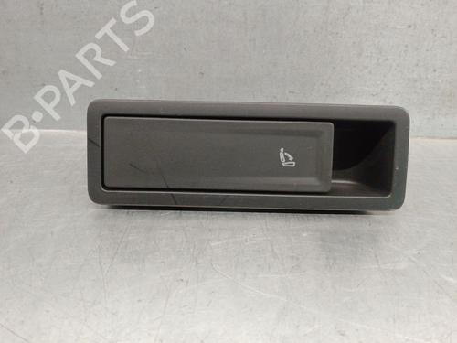 Used Switch VW TOUAREG (CR7, RC8) 3.0 TSI 4motion (340 hp) 30122257