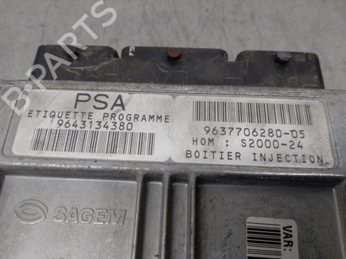 Engine control unit (ECU) CITROËN BERLINGO / BERLINGO FIRST MPV (MF_, GJK_, GFK_) 1.4 i (MFKFX, MFKFW, GJKFWB, GJKFWC, GFKFWC) | BP16452953M57 