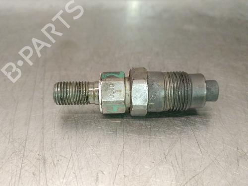 Spreder / Dyse MITSUBISHI PAJERO I Canvas Top (L04_G) 2.5 TD (L044G, L049G) (95 hp) 32209149