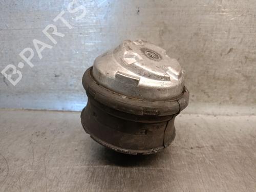 Used Engine mount Engine mount 37496185 37496185