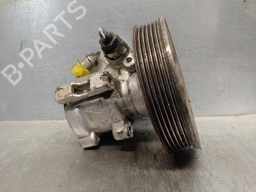 Used Steering pump CITROËN XSARA (N1) 1.9 TD (90 hp) 16306679