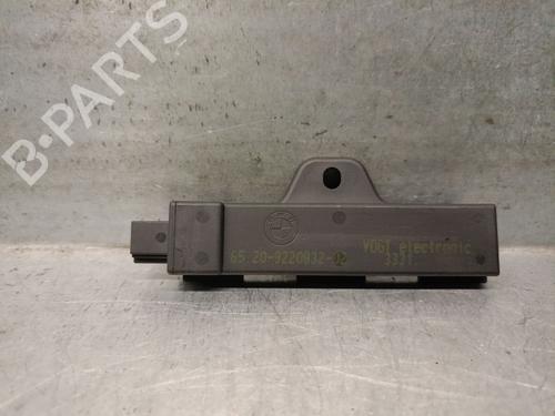 Antenne/Base BMW 5 Touring (F11) 520 d (184 hp) 25246665