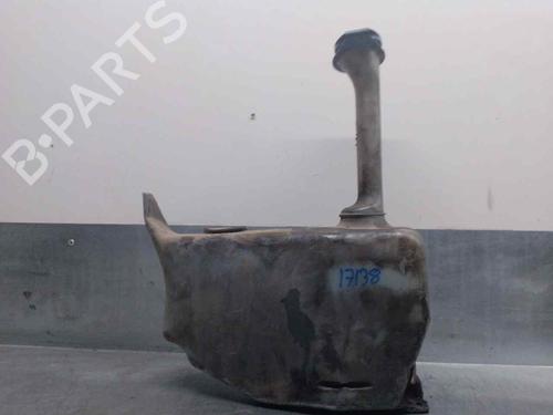 Used Windscreen washer tank VW TRANSPORTER T4 Van (70A, 70H, 7DA, 7DH) 2.4 D (78 hp) 11973819