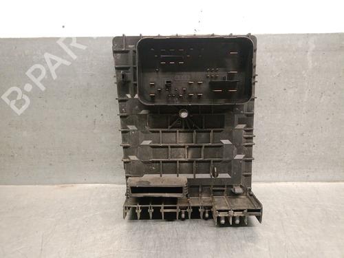 Used Fuse box SEAT LEON (1P1) 1.9 TDI (105 hp) 31073380