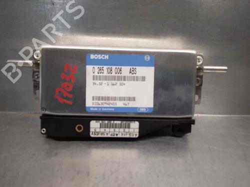 Used Control unit BMW 5 (E34) 525 tds (143 hp) 11508603
