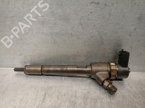 Used Injector OPEL CORSA C (X01) 1.3 CDTI (F08, F68) (70 hp) 31130889