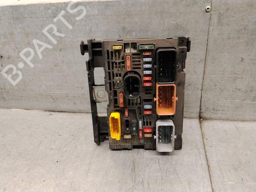 Used Fuse box Fuse box PEUGEOT 308 I (4A_, 4C_) 1.6 16V (120 hp) 35974353 35974353