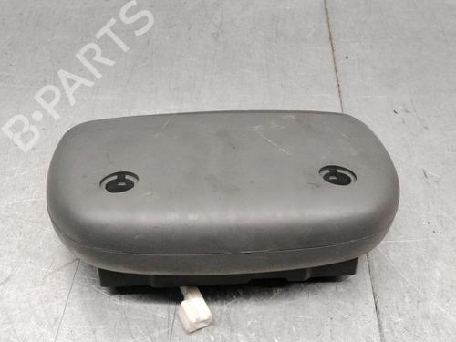 Third brake light HYUNDAI SANTA FÉ I (SM) 2.0 CRDi 4x4 | BP37192976L11 - Image 2