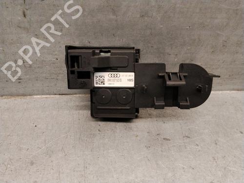 Zekeringkast Zekeringkast AUDI A5 Sportback (F5A, F5F) 30 TDI Mild Hybrid (136 hp) 36489668 36489668