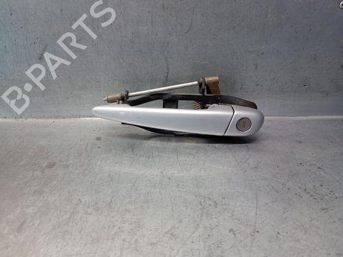 Used Front left exterior door handle BMW 3 (E46) 316 i (115 hp) 26182764