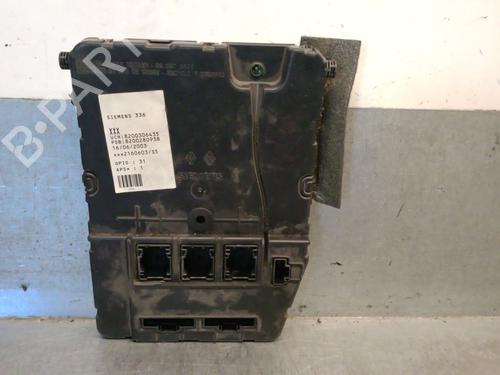 Zekeringkast RENAULT MEGANE II (BM0/1_, CM0/1_) 1.9 dCi (BM0G, CM0G) (120 hp) 29071249