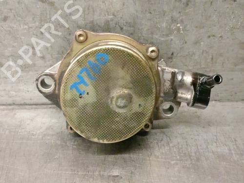 Used Vacuum pump PEUGEOT 206 Hatchback (2A/C) 1.4 HDi eco 70 (68 hp) 31052465