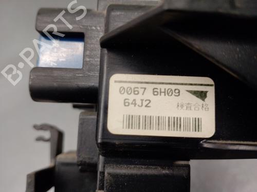 Fuse box SUZUKI GRAND VITARA II (JT, TE, TD) 1.9 DDiS All-wheel Drive (JT419, TD44, JB419WD, JB419XD,... | BP13057998E1 