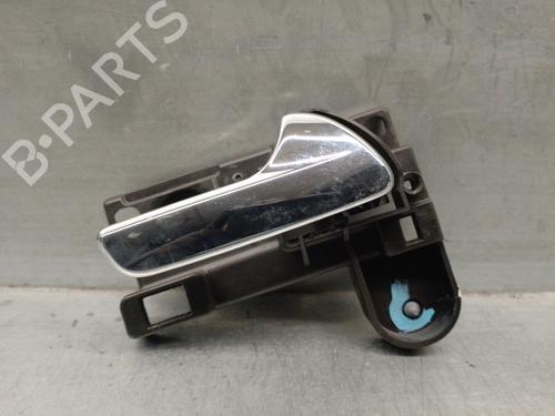Used Front right interior door handle Front right interior door handle 16921473 16921473