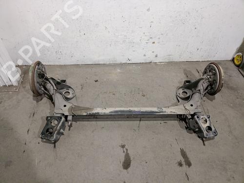 Essieu arrière SKODA OCTAVIA I (1U2) 1.6 (102 hp) 31711043