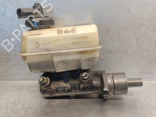 Bomba de freno RENAULT LAGUNA I (B56_, 556_) 2.0 (B56C/H/N) (113 hp) 22808631