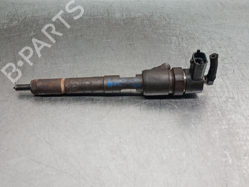 Used Injector FIAT FIORINO Box Body/MPV (225_) 1.3 D Multijet (225BXD1A, 225BXB1A, 225BXB11) (75 hp) 31081419