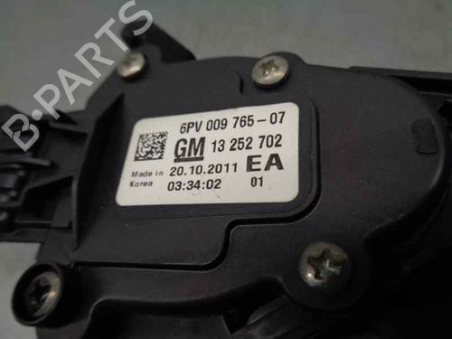 Pedal CHEVROLET CRUZE Hatchback (J305) 2.0 CDI | BP6704867I4 