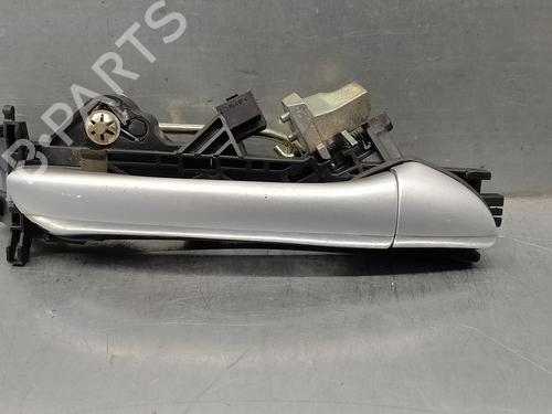 Used Rear right exterior door handle MERCEDES-BENZ S-CLASS (W220) S 500 4-matic (220.084, 220.184) (306 hp) 18309745
