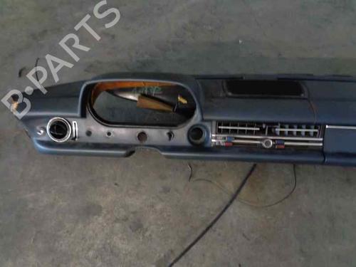 Dashboard MERCEDES-BENZ 123 Saloon (W123) 240 D (123.123) | BP7180691C46 