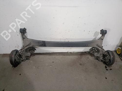 Used Rear axle TOYOTA YARIS (_P1_) 1.0 (SCP10_, SCP10R) (68 hp) 32505118