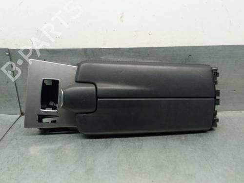 Used Armrest / Center console MERCEDES-BENZ E-CLASS (W212) E 350 BlueTEC (252 hp) 30287742