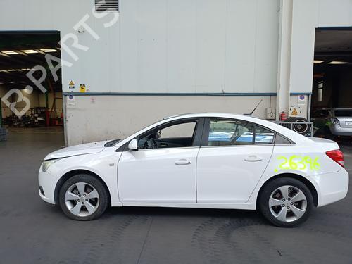Brugte CHEVROLET CRUZE (J300) 4917404