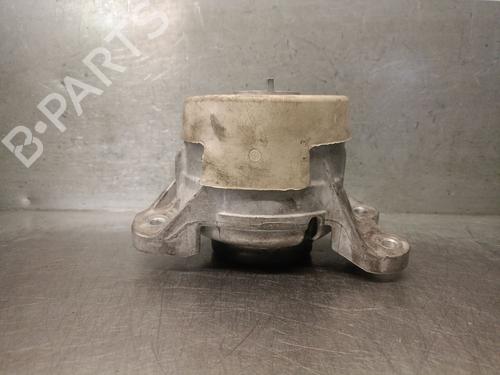 Used Engine mount MERCEDES-BENZ GLC (X253) 200 d 4-matic (253.916) (163 hp) 30082163