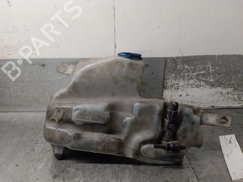 Used Windscreen washer tank Windscreen washer tank SEAT IBIZA II (6K1) 1.4 i (60 hp) 33984022 33984022